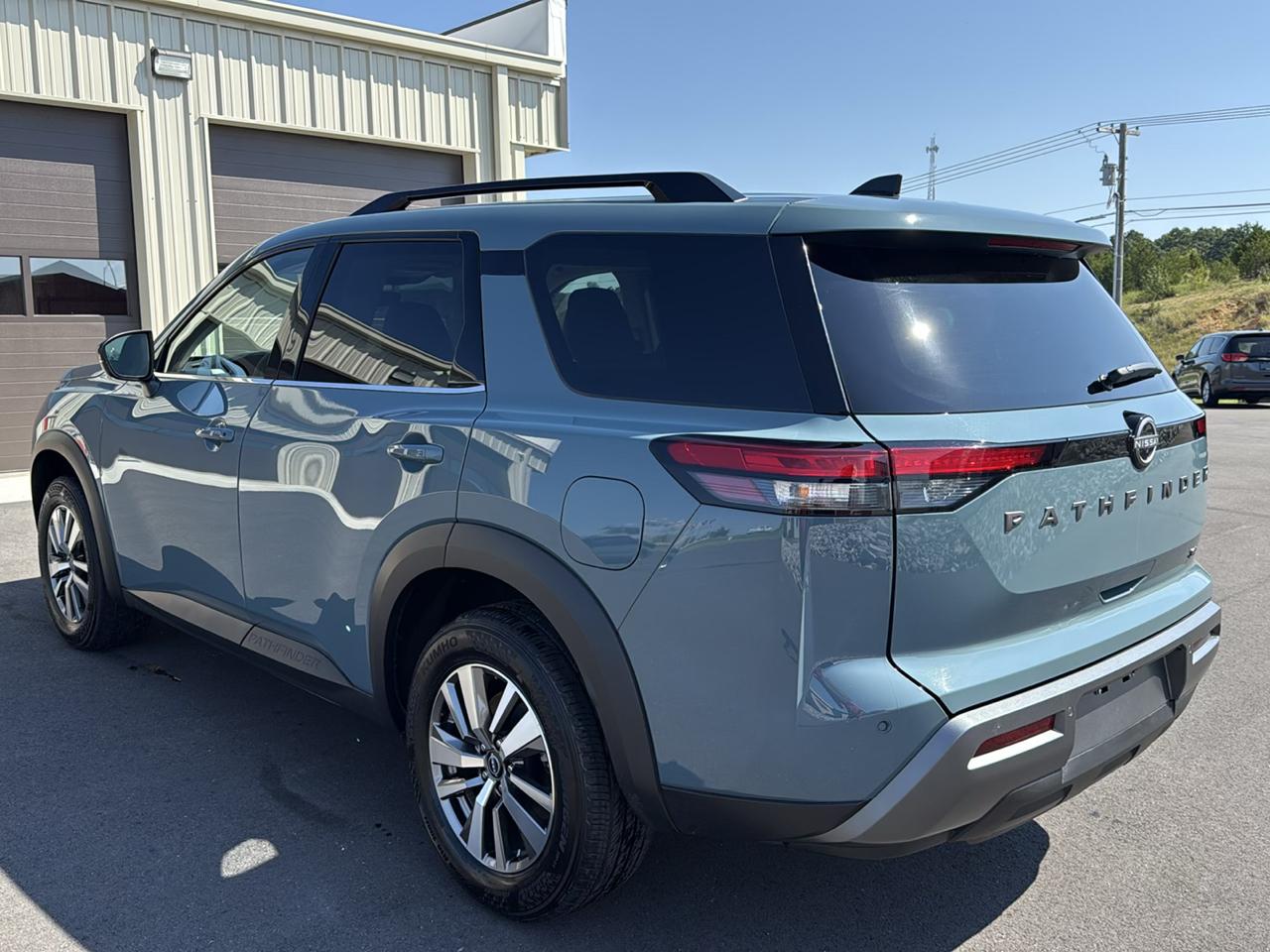 Nissan Pathfinder SL 4D SUV FWD 2026