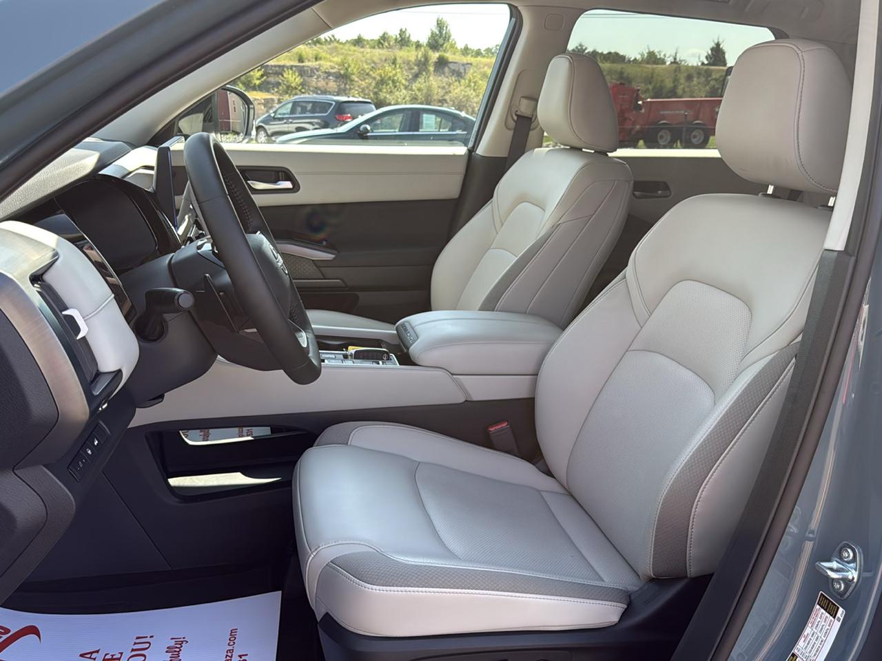 Nissan Pathfinder SL 4D SUV FWD 2026