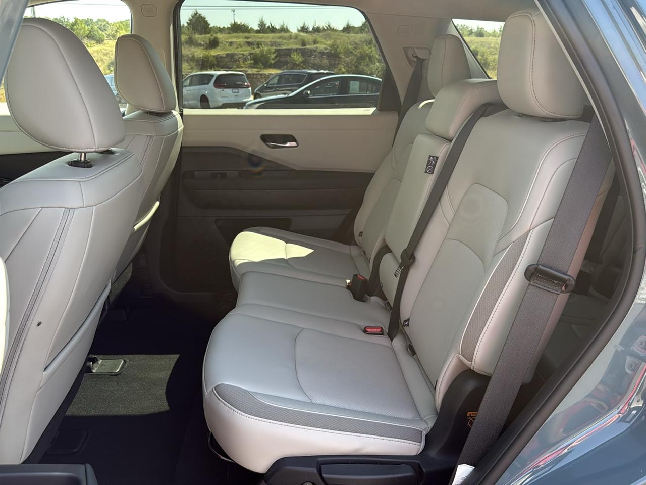 Nissan Pathfinder SL 4D SUV FWD 2026