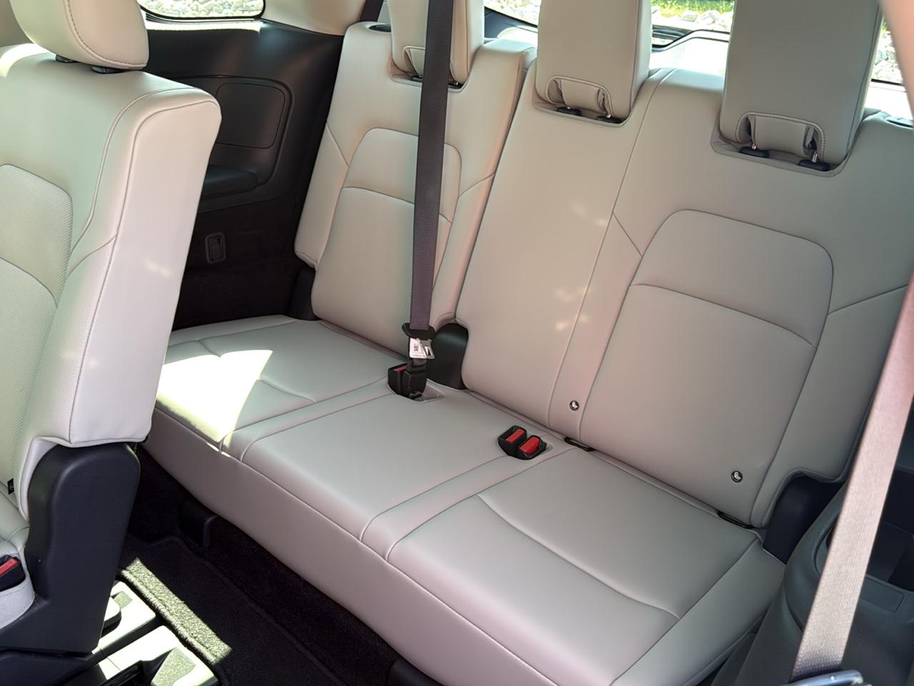 Nissan Pathfinder SL 4D SUV FWD 2026