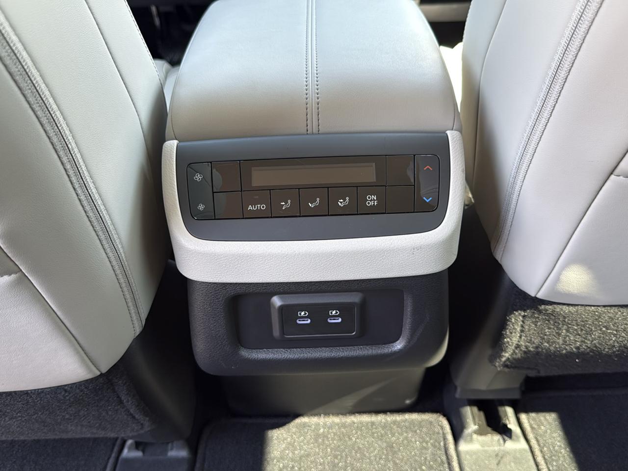 Nissan Pathfinder SL 4D SUV FWD 2026