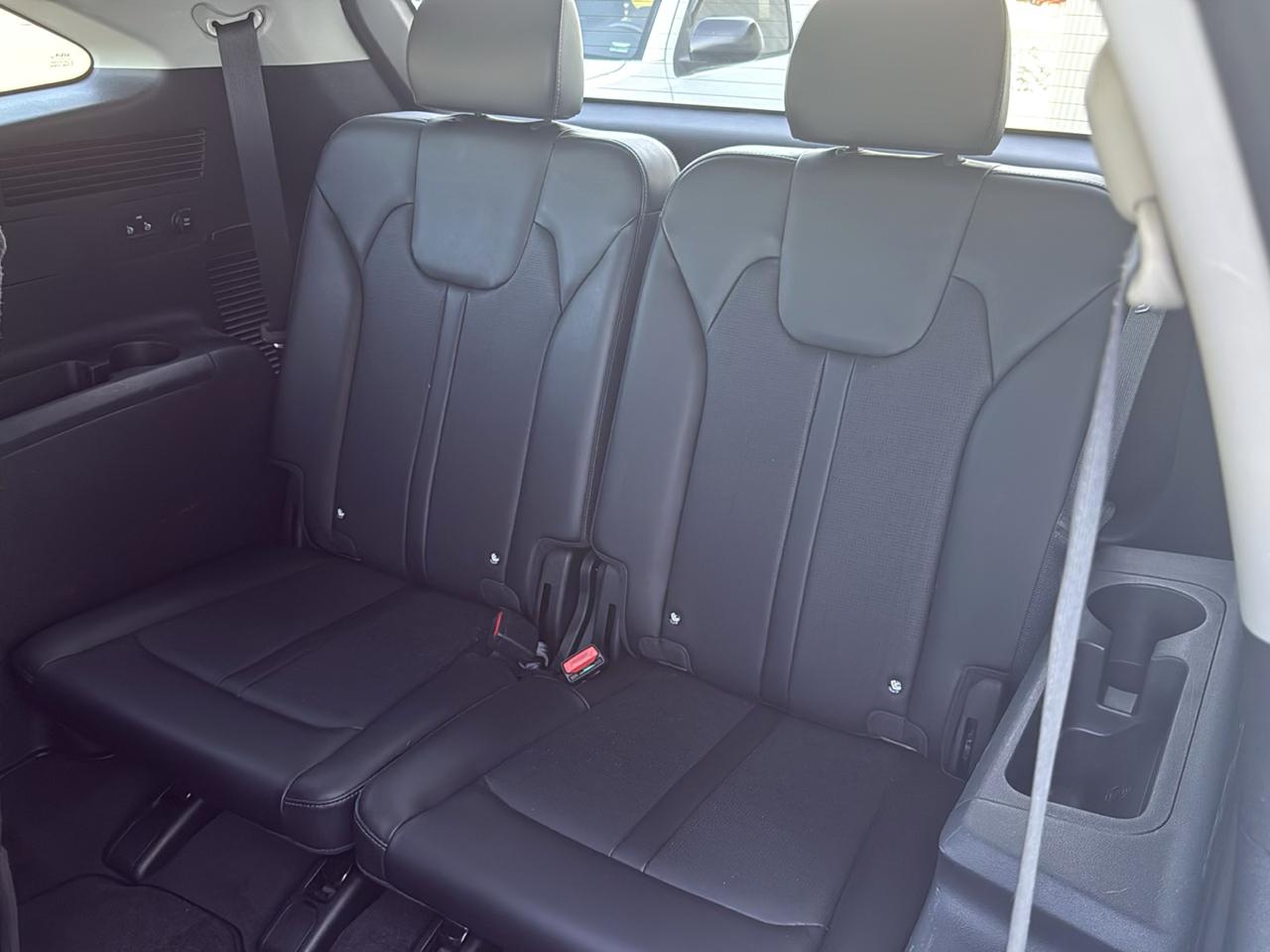 Kia Sorento S 4D SUV AWD 2024