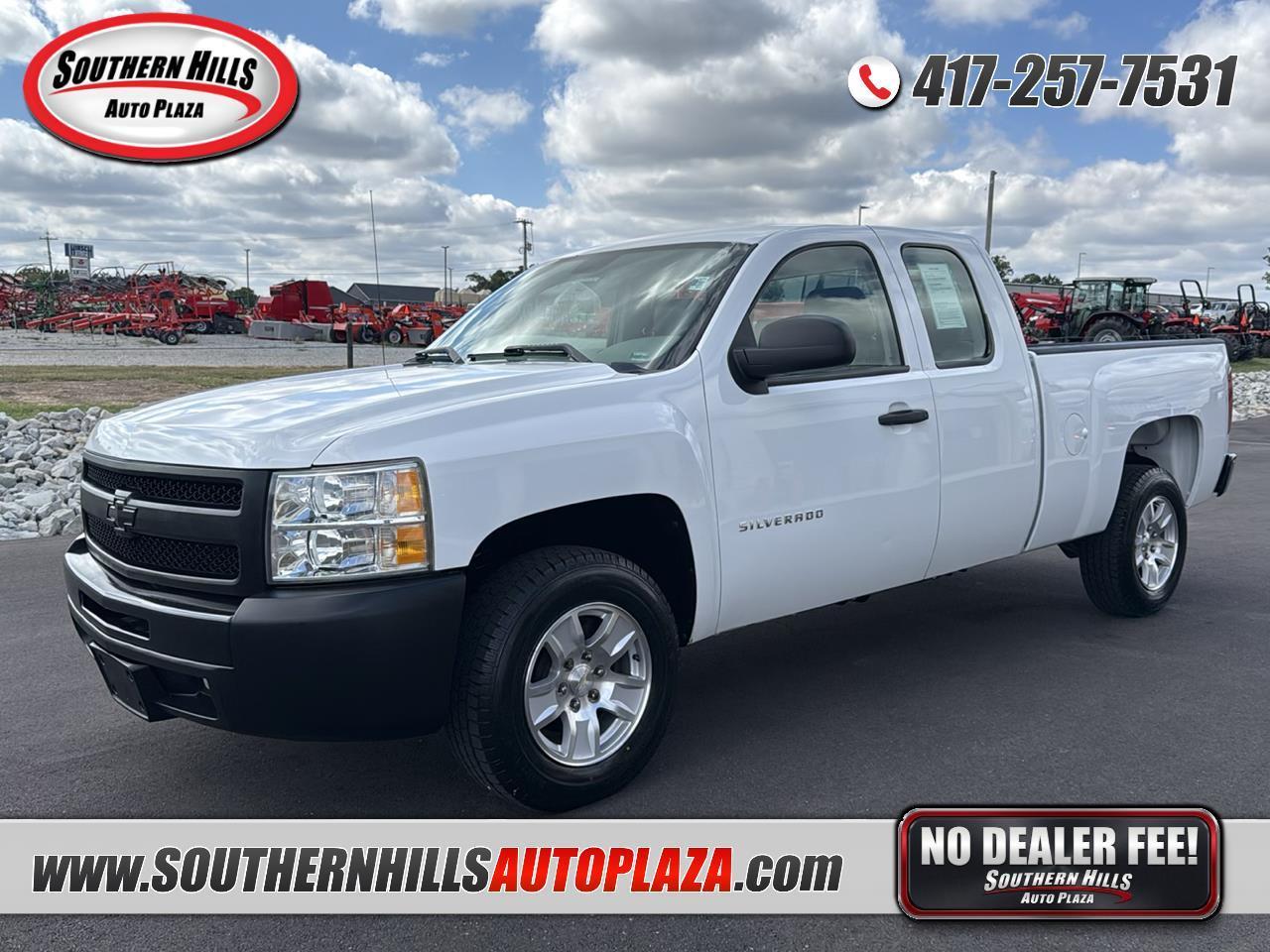 2011 Chevrolet Silverado 1500 W/T Ext Cab 4D