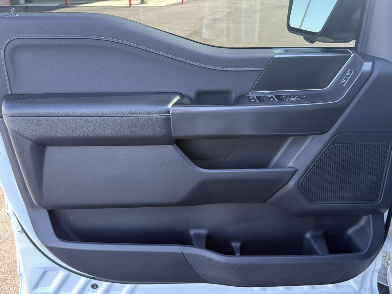 Ford F-150 photo 17