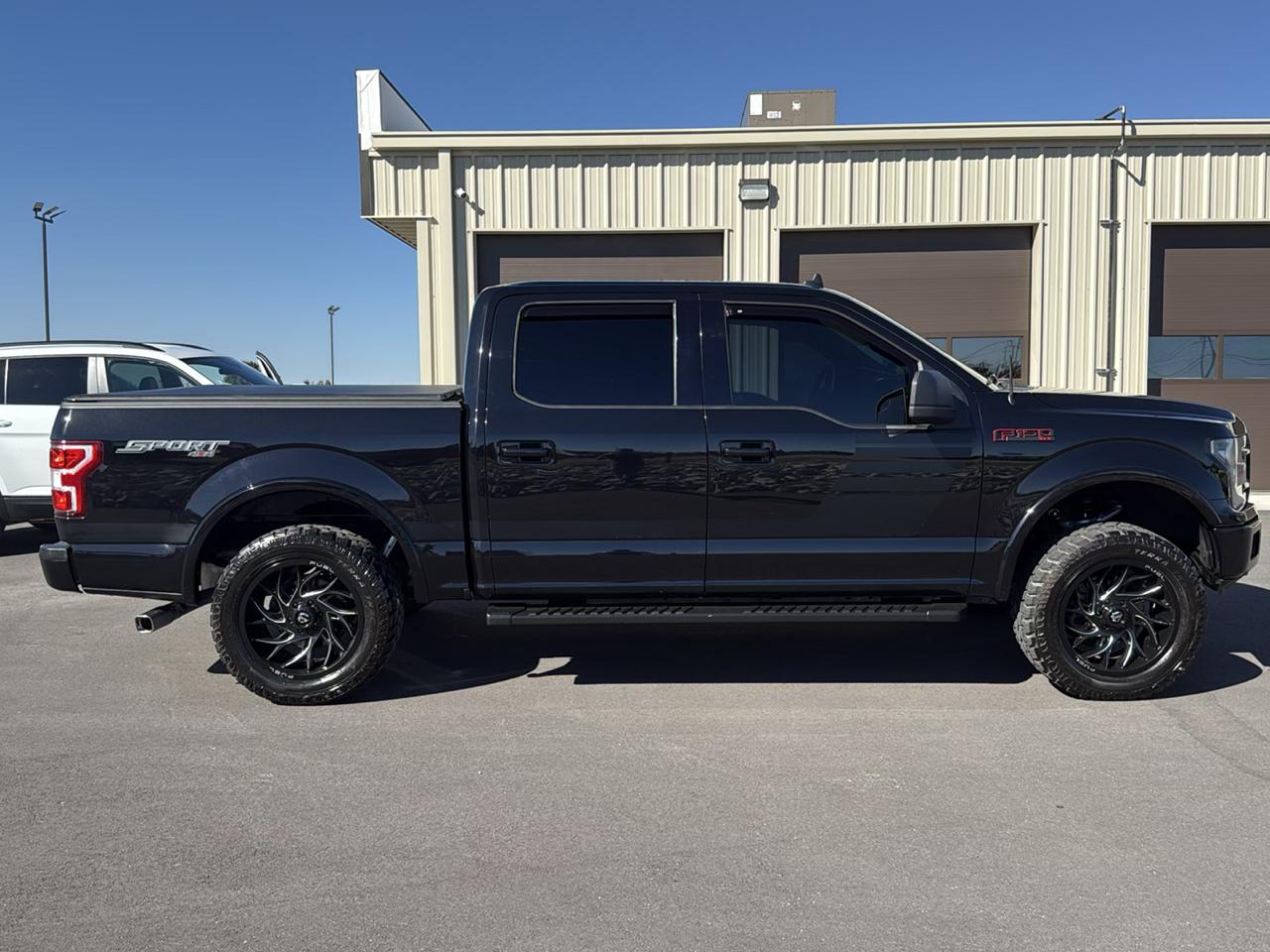 Ford F-150 photo 7