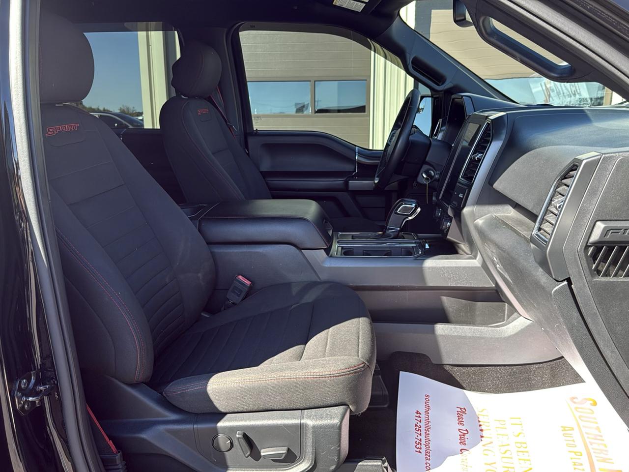 Ford F-150 photo 12