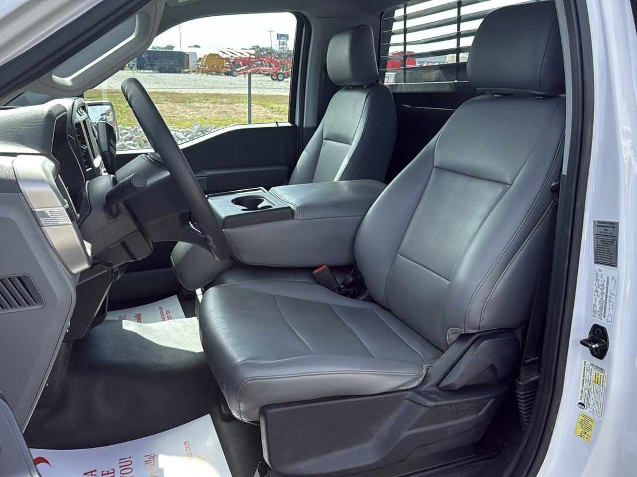 Ford F150 XL Reg Cab 2WD 122 2021