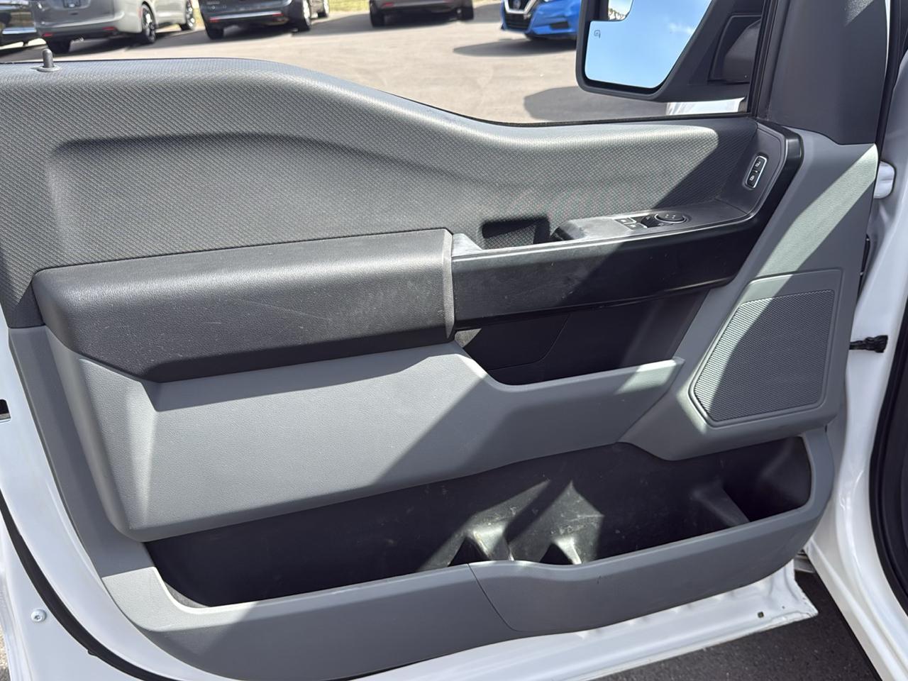 Ford F150 XL Reg Cab 2WD 122 2021