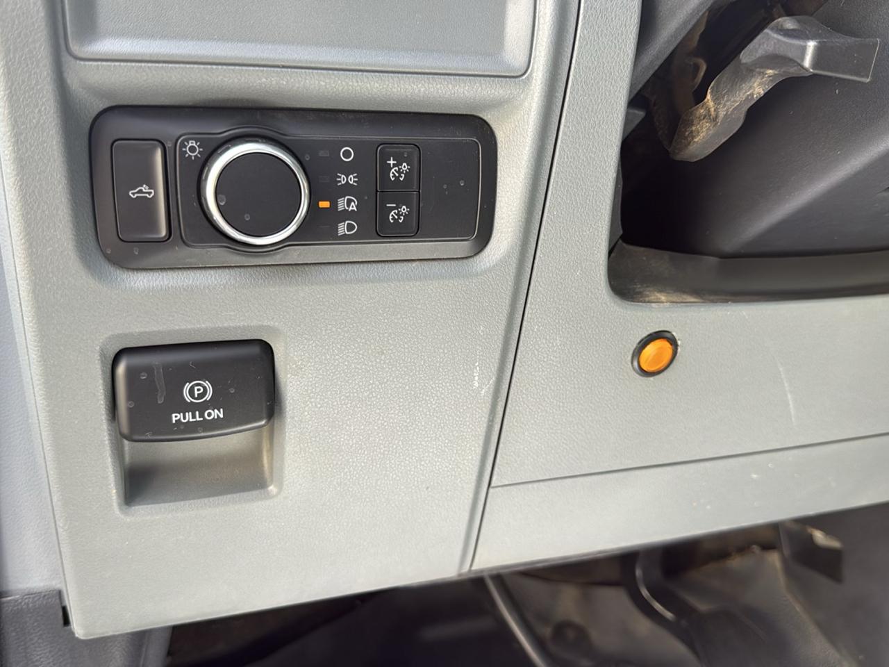 Ford F150 XL Reg Cab 2WD 122 2021