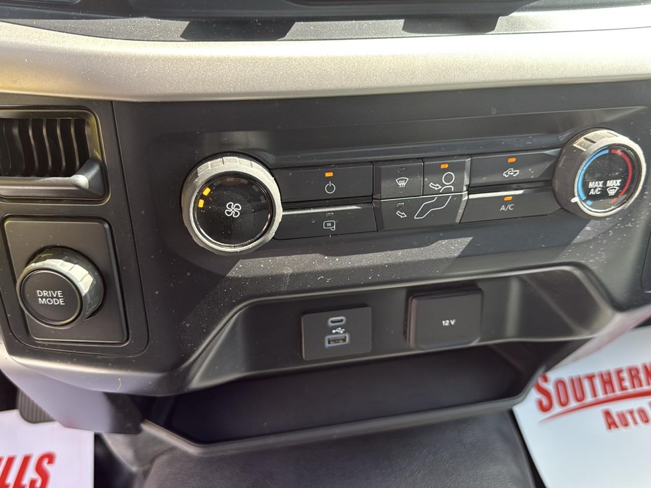 Ford F150 XL Reg Cab 2WD 122 2021