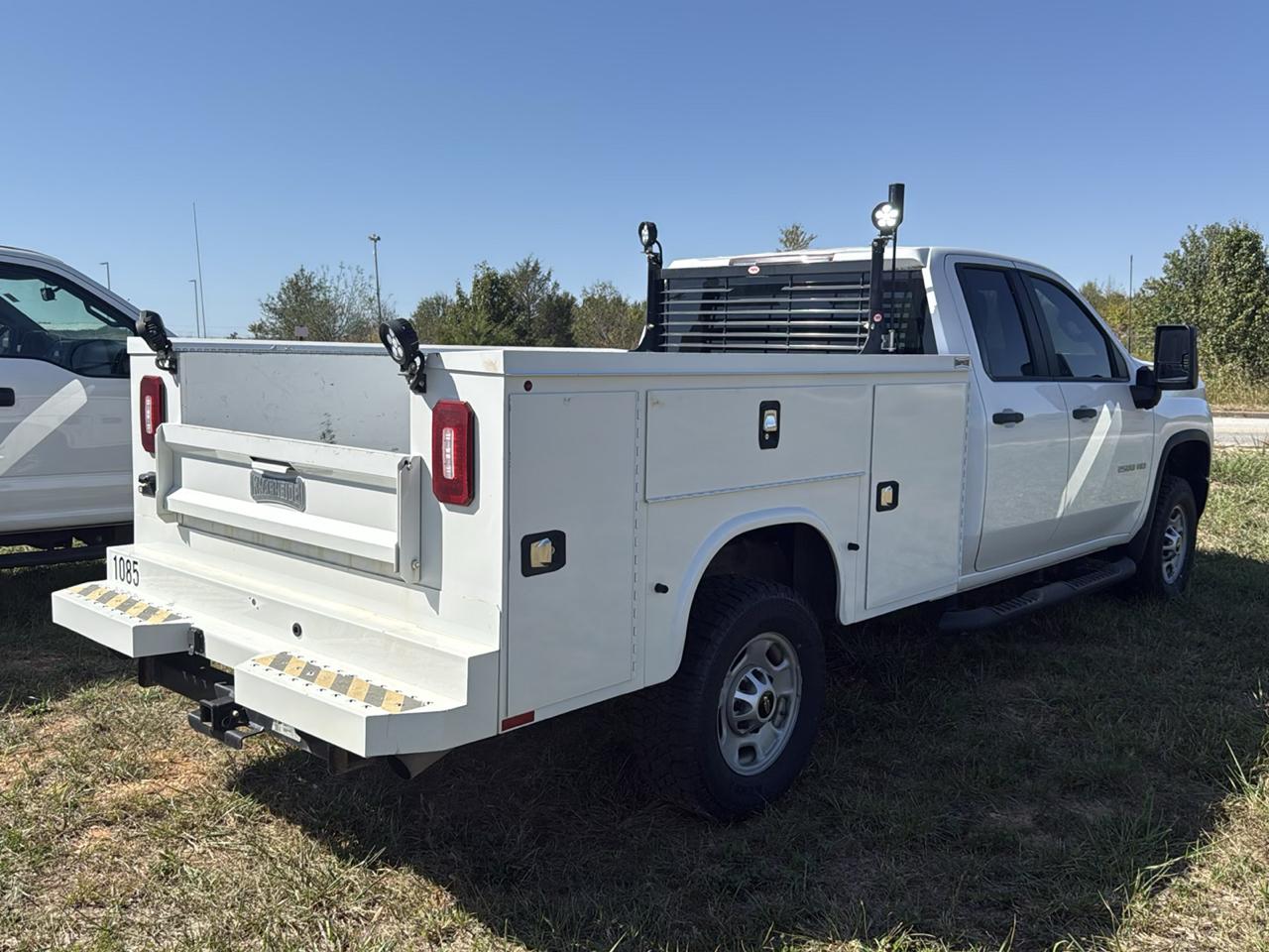 Chevrolet Silverado photo 4