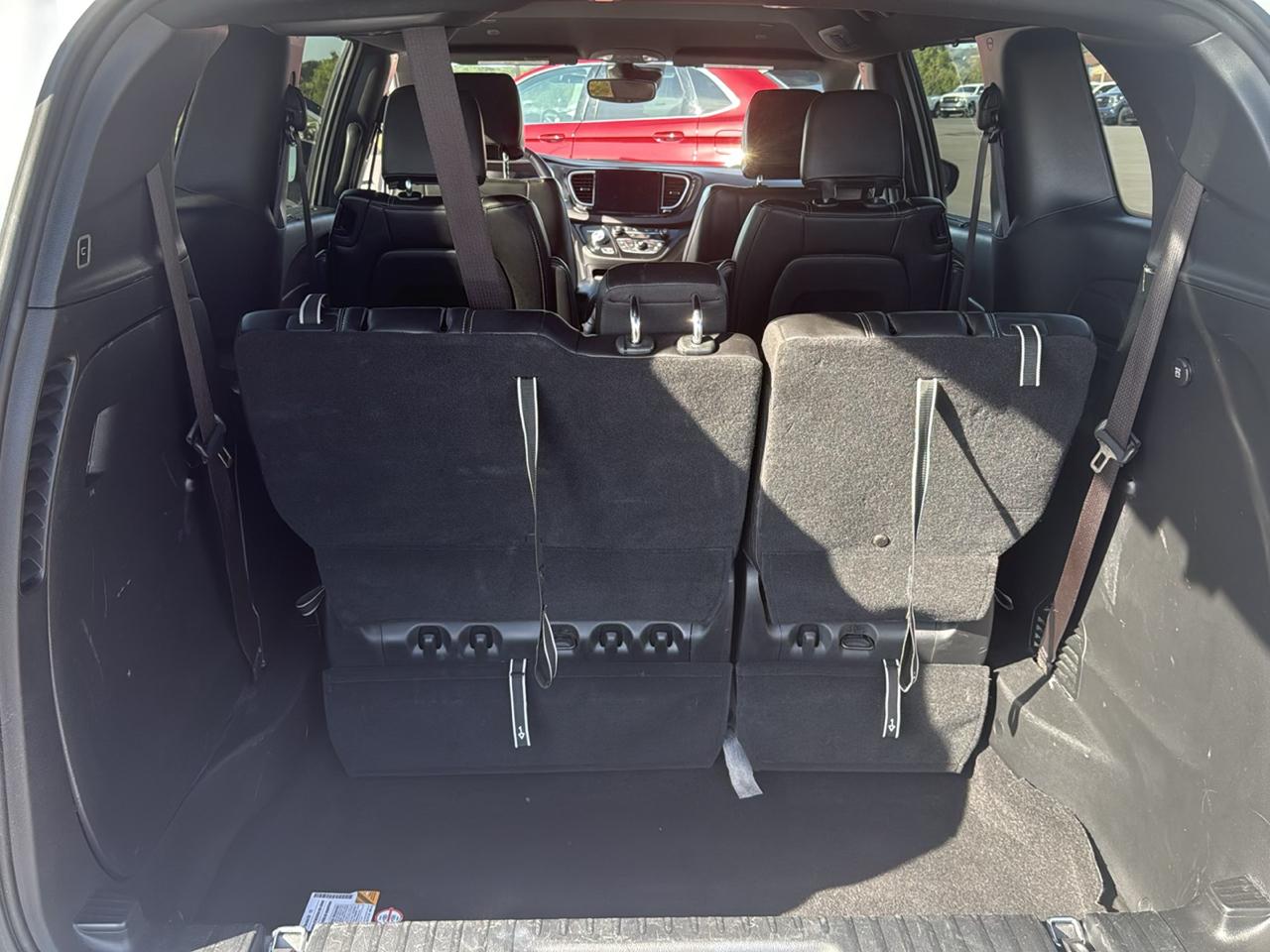 Chrysler Pacifica Select 4D Wagon 2025