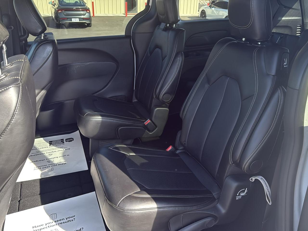 Chrysler Pacifica Select 4D Wagon 2025