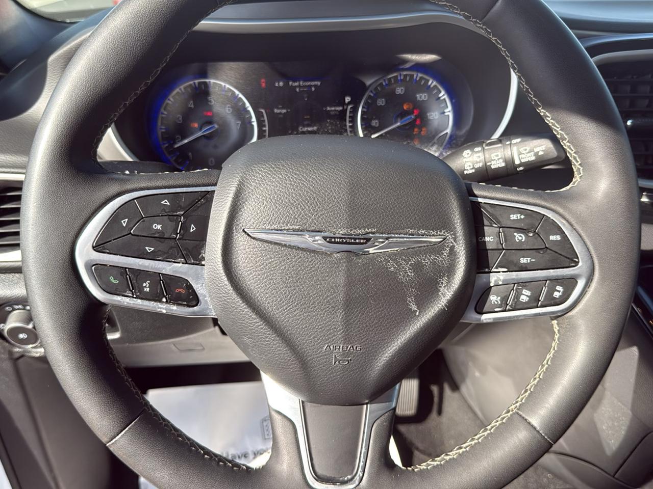 Chrysler Pacifica Select 4D Wagon 2025