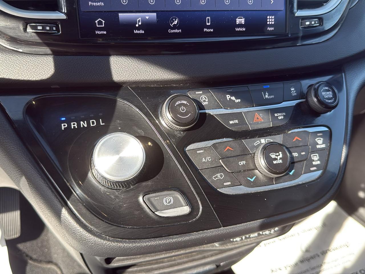 Chrysler Pacifica Select 4D Wagon 2025