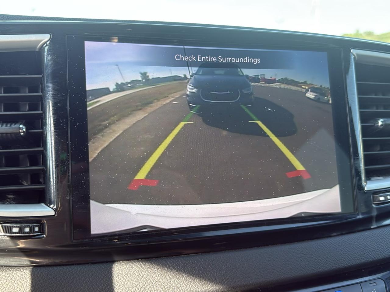 Chrysler Pacifica Select 4D Wagon 2025