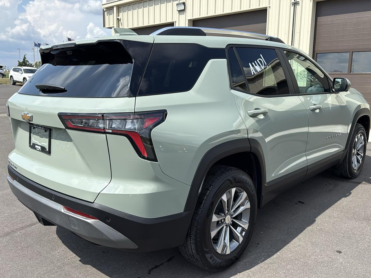 Chevrolet Equinox LT 4D SUV AWD 2025