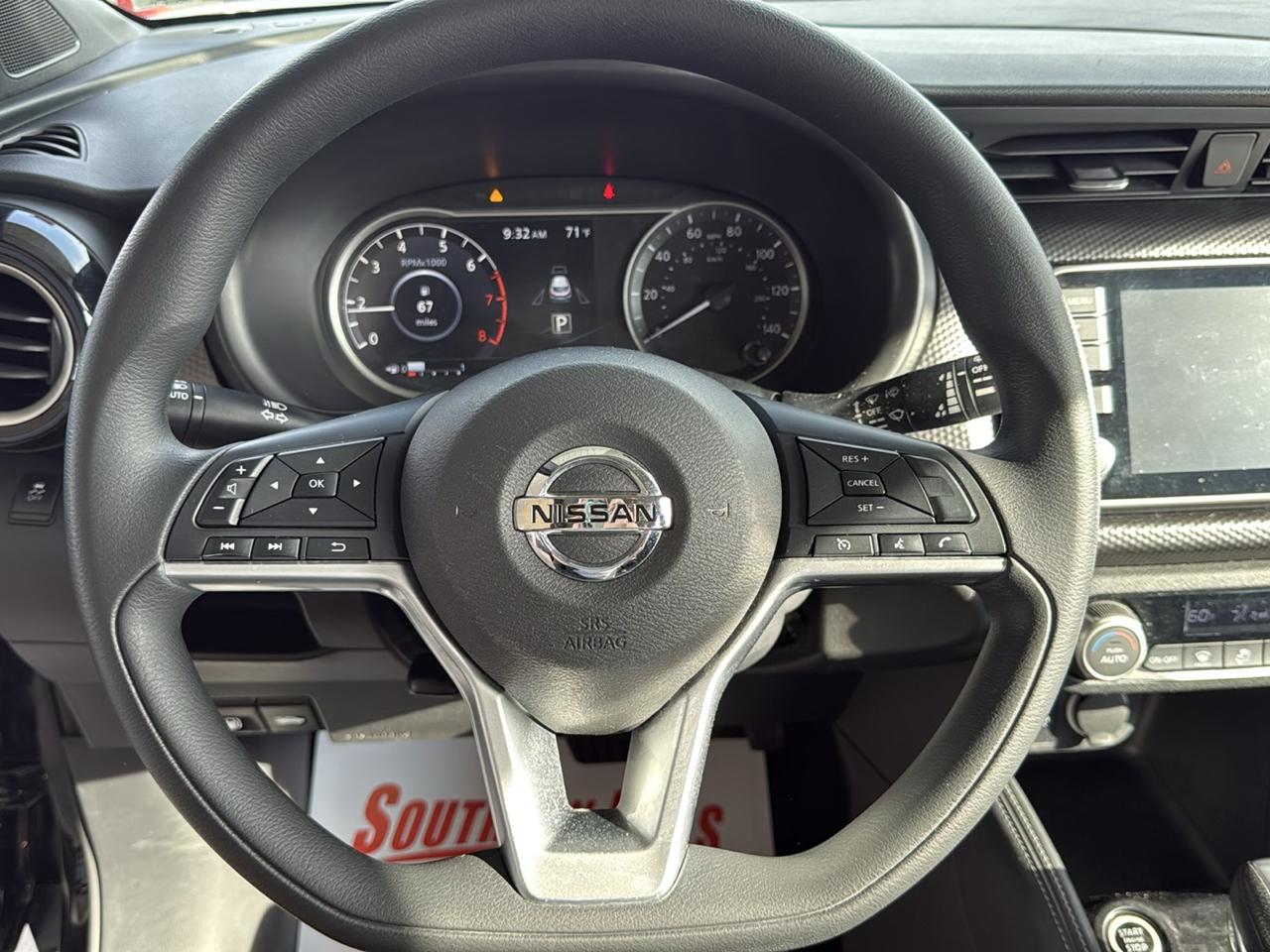 Nissan Kicks photo 16