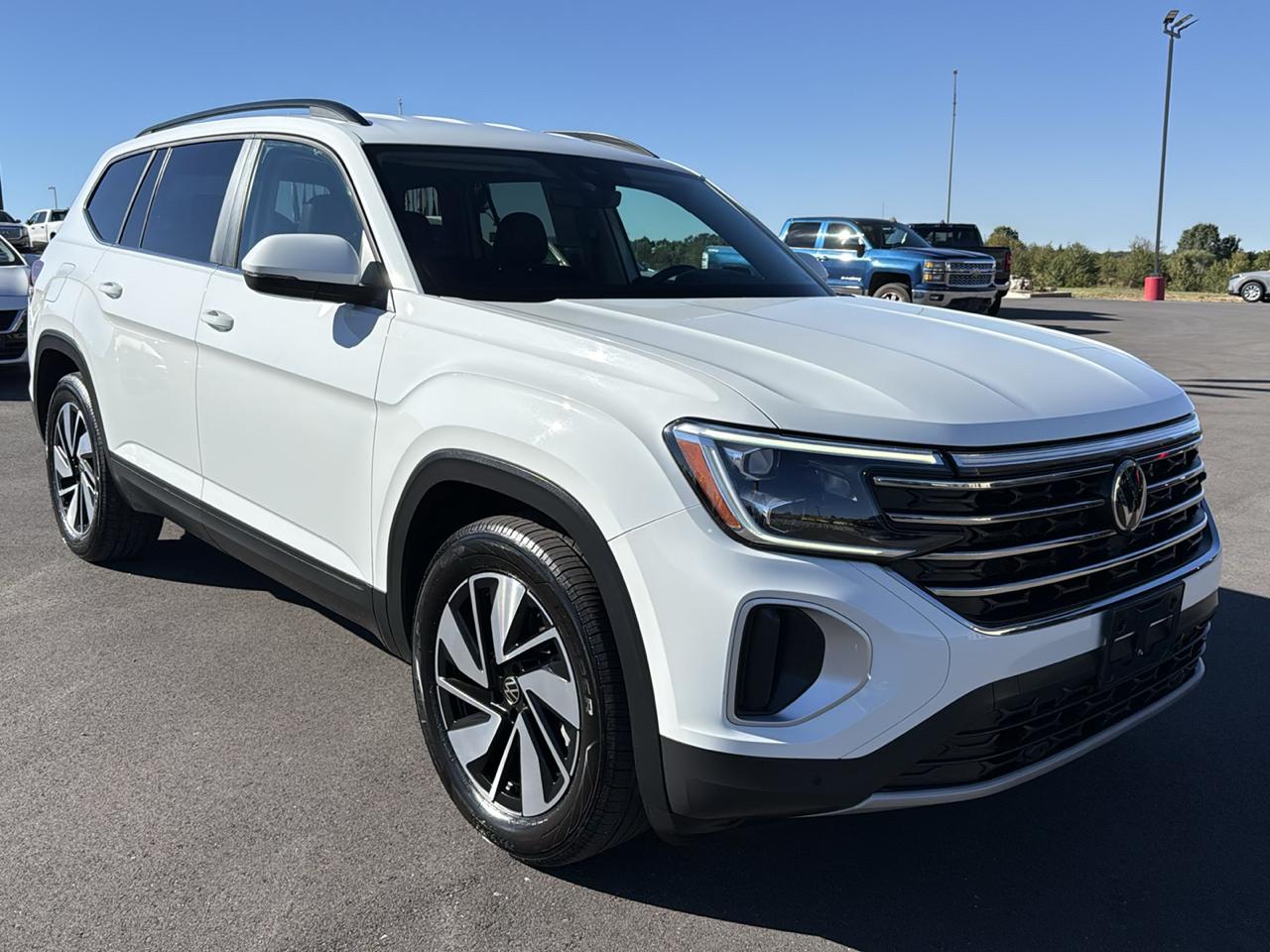Volkswagen Atlas SE w/ Tech 4D SUV 4Motion 2024