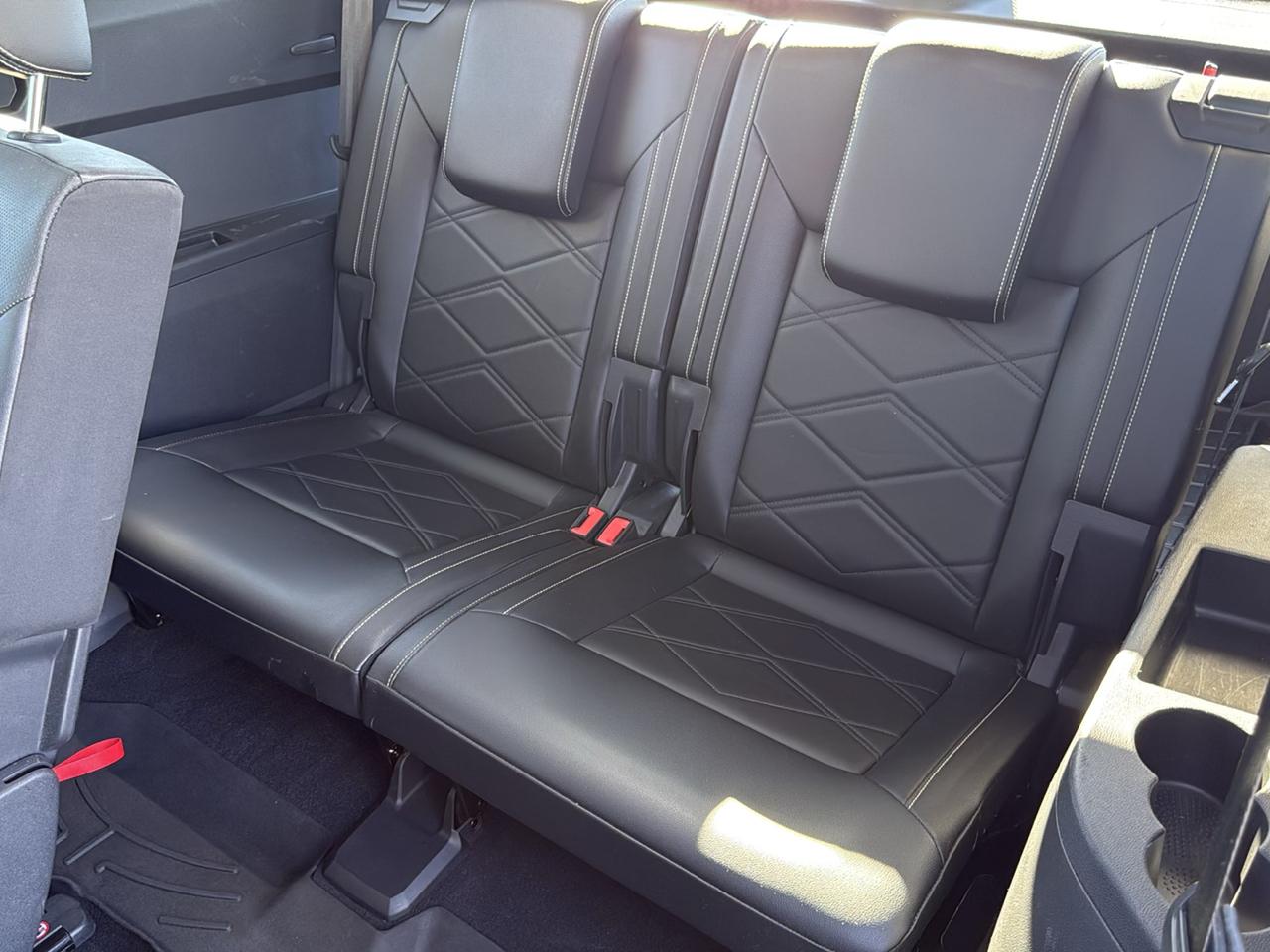 Volkswagen Atlas SE w/ Tech 4D SUV 4Motion 2024