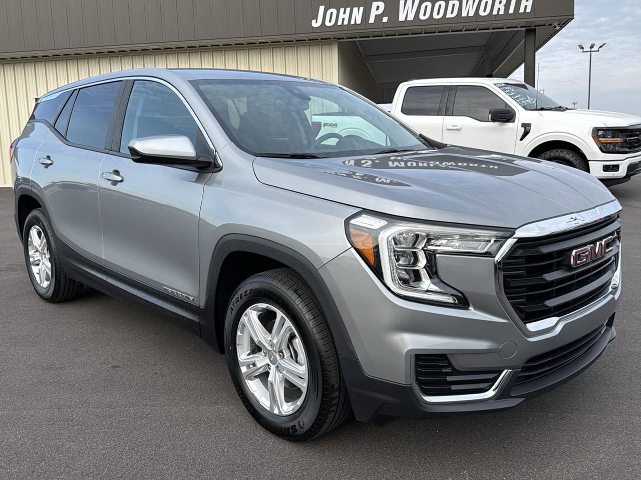GMC Terrain photo 7