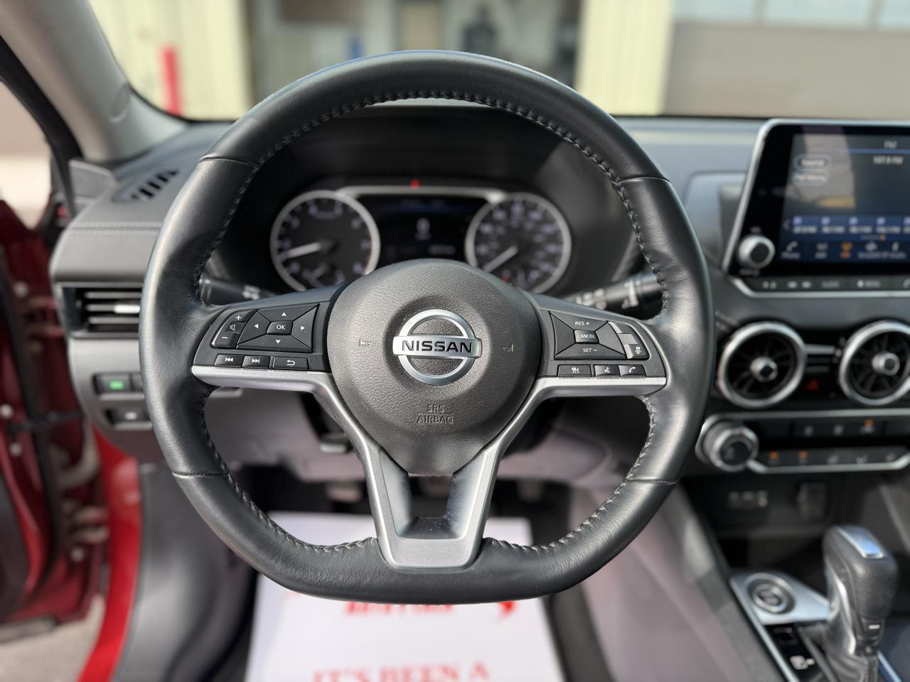 Nissan Sentra SV 4D Sedan 2022
