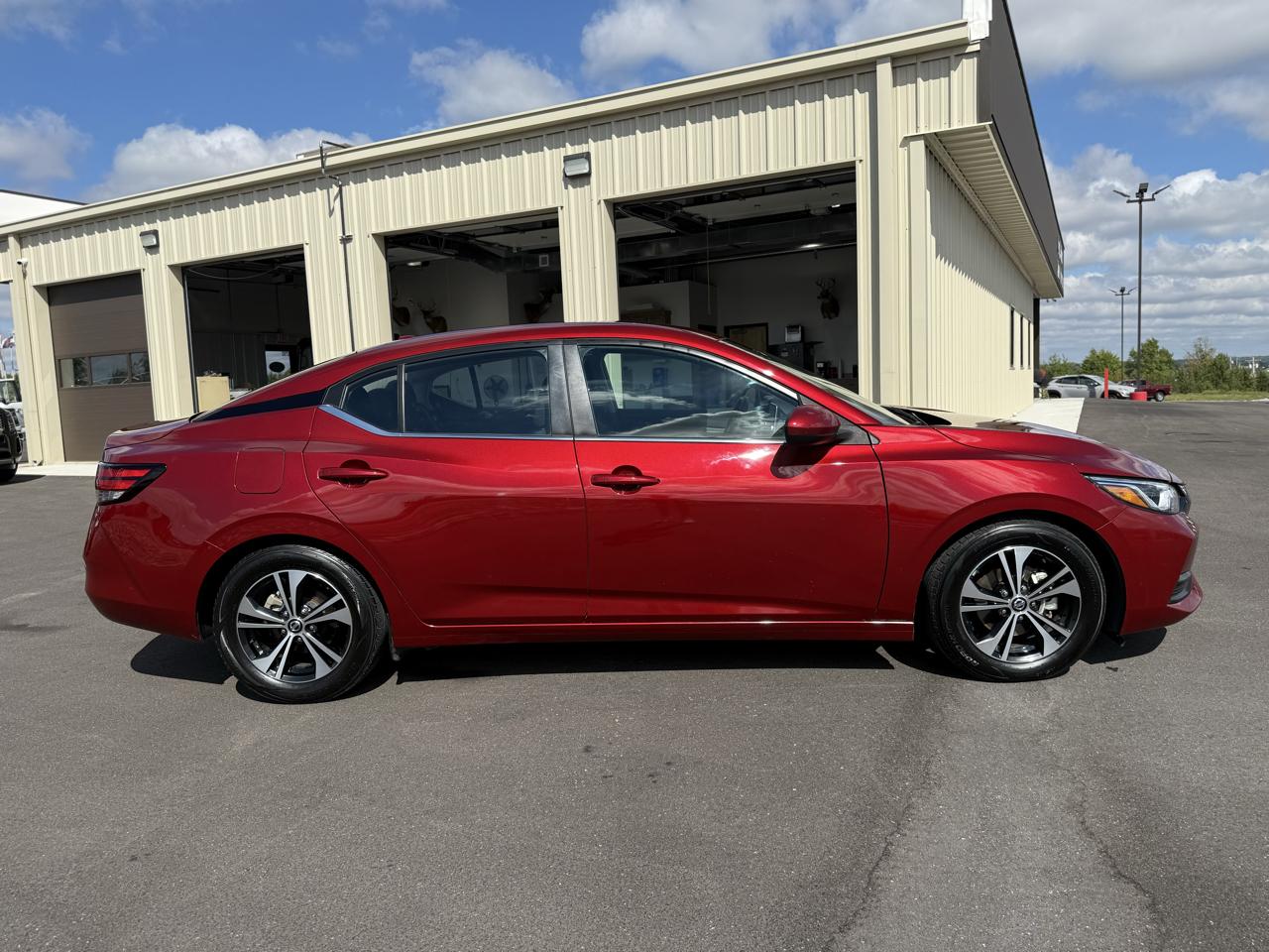 Nissan Sentra SV 4D Sedan 2022