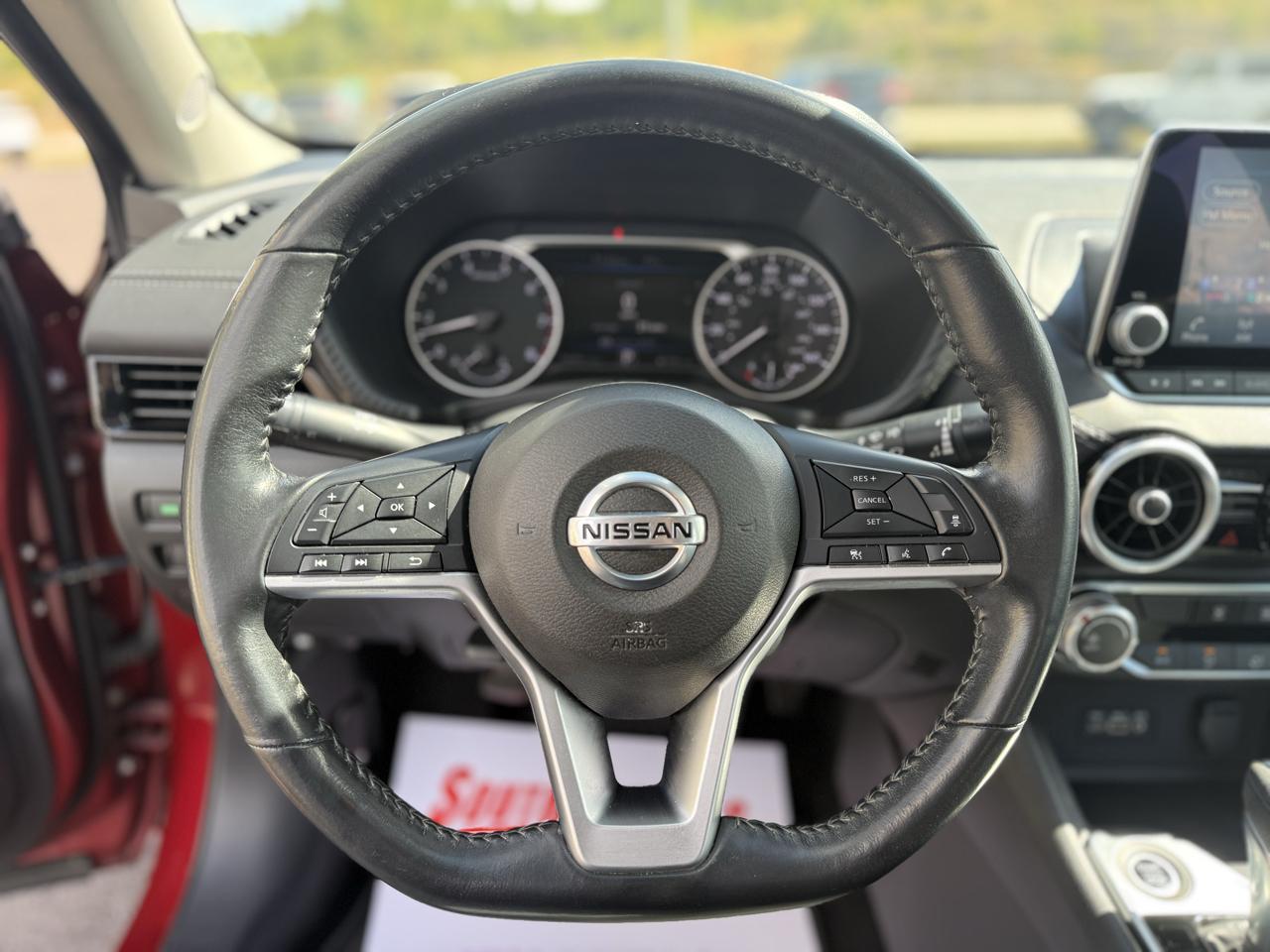 Nissan Sentra SV 4D Sedan 2022