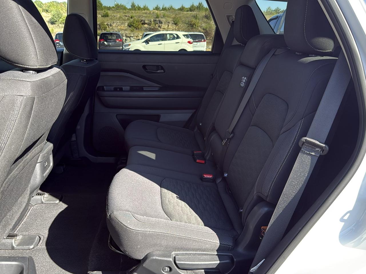 Nissan Pathfinder photo 14