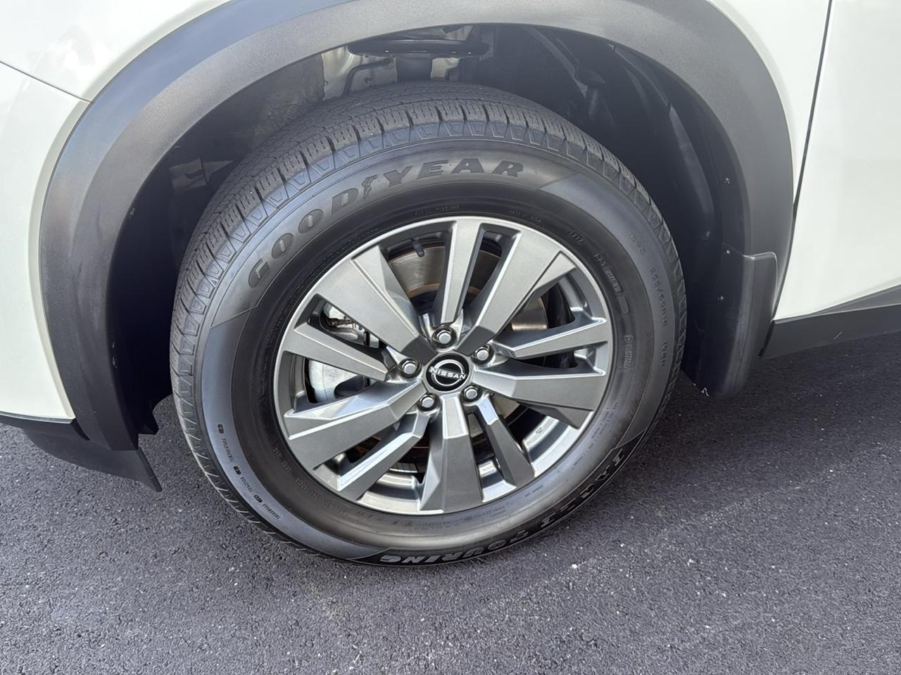 Nissan Pathfinder SV 4D SUV 4WD 2022