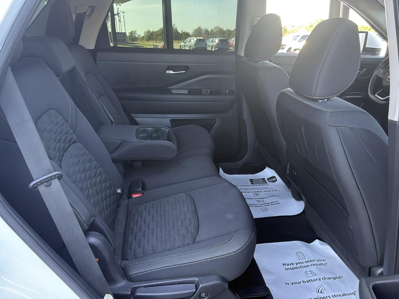 Nissan Pathfinder SV 4D SUV 4WD 2022