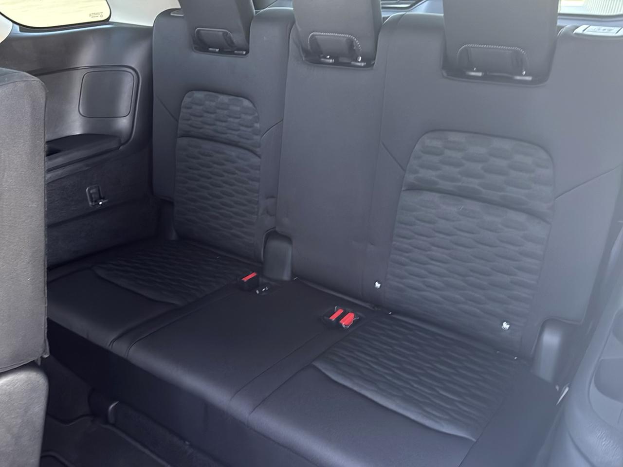 Nissan Pathfinder SV 4D SUV 4WD 2022