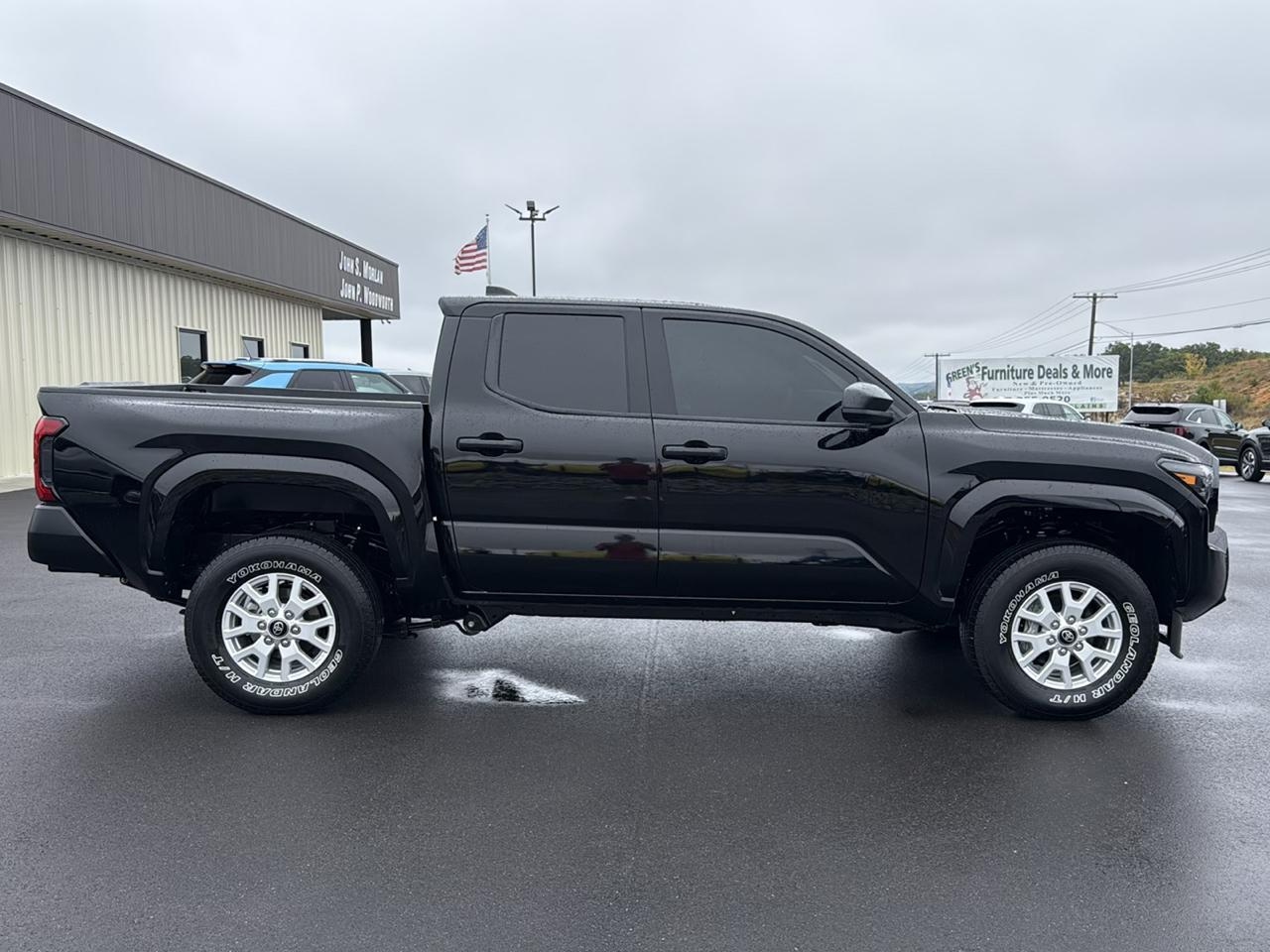 Toyota Tacoma SR Dbl Cab 4WD at 2025