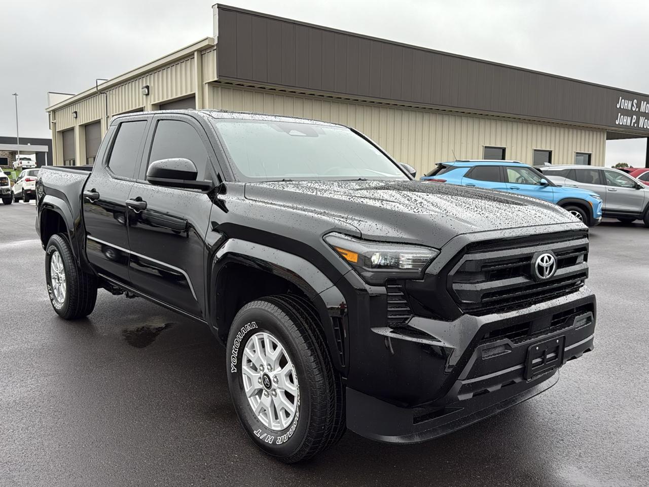 Toyota Tacoma SR Dbl Cab 4WD at 2025