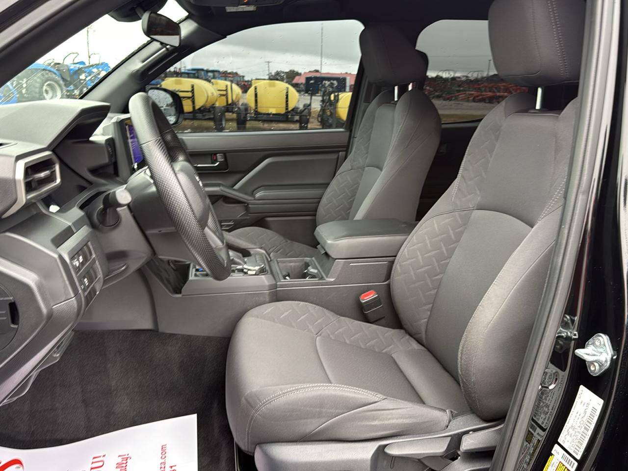 Toyota Tacoma SR Dbl Cab 4WD at 2025