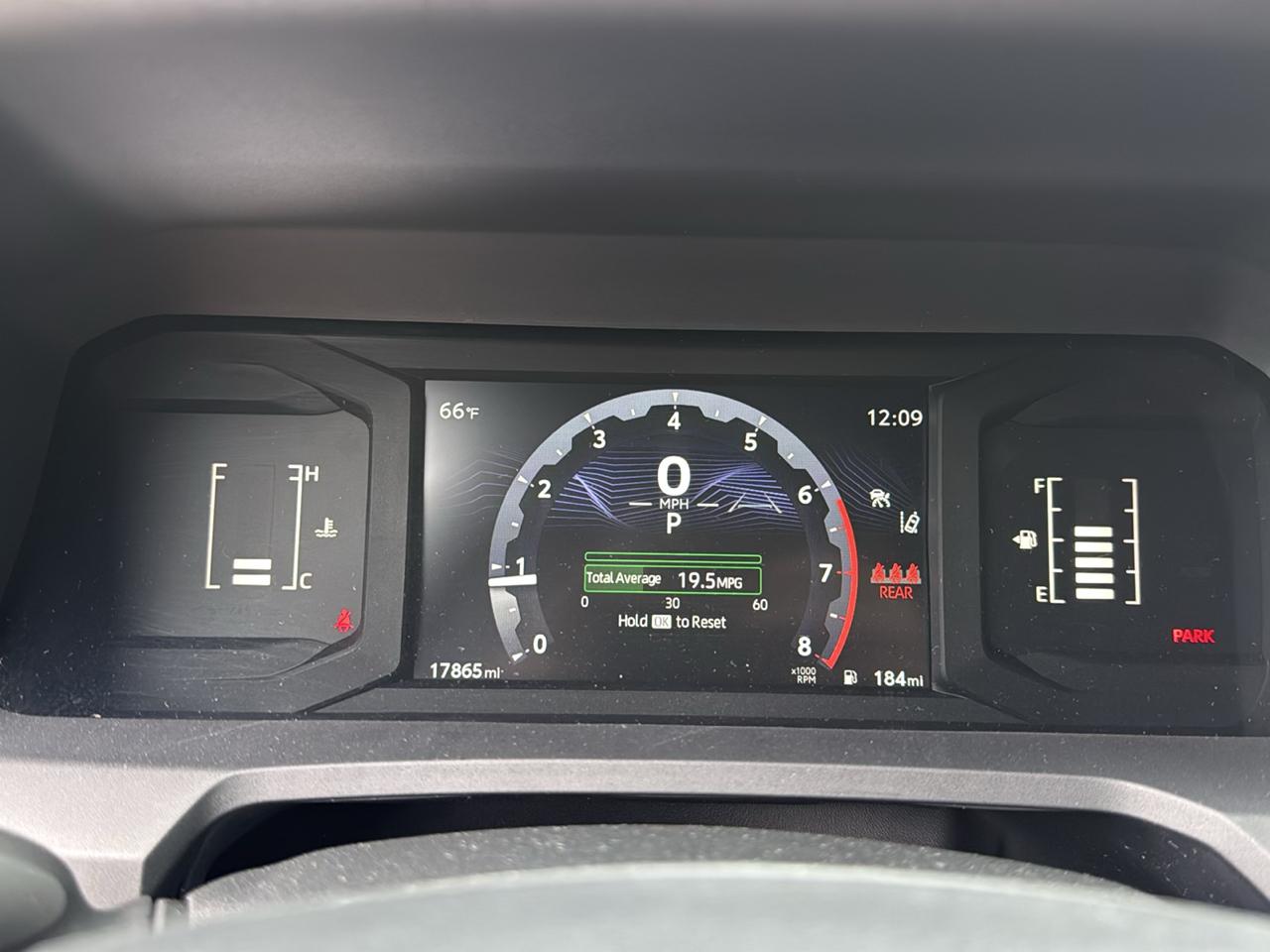 Toyota Tacoma SR Dbl Cab 4WD at 2025