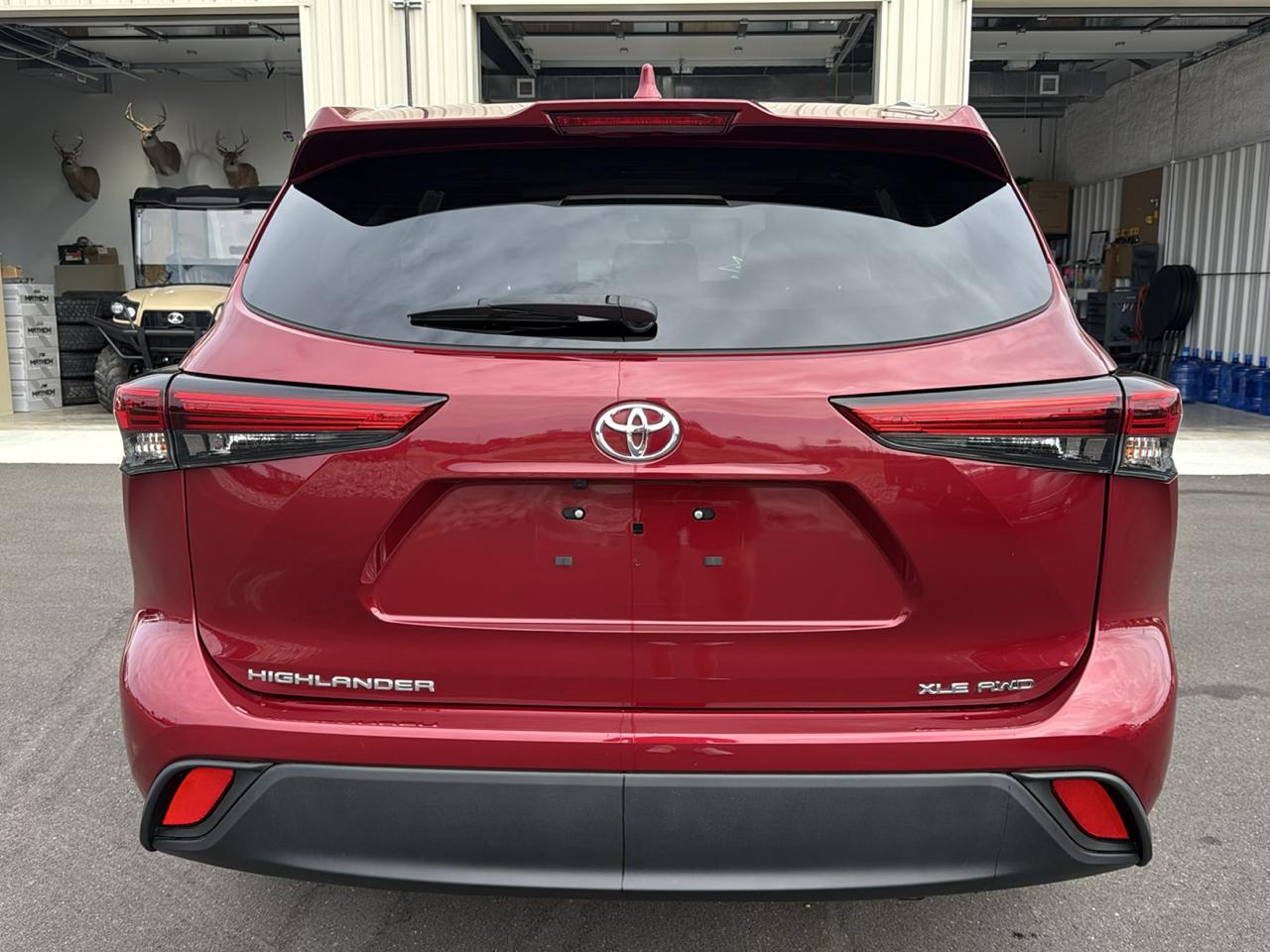 Toyota Highlander XLE 4D SUV AWD 2022