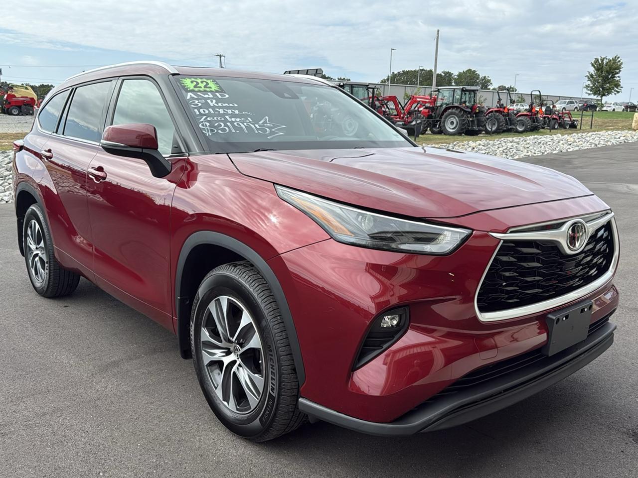 Toyota Highlander XLE 4D SUV AWD 2022