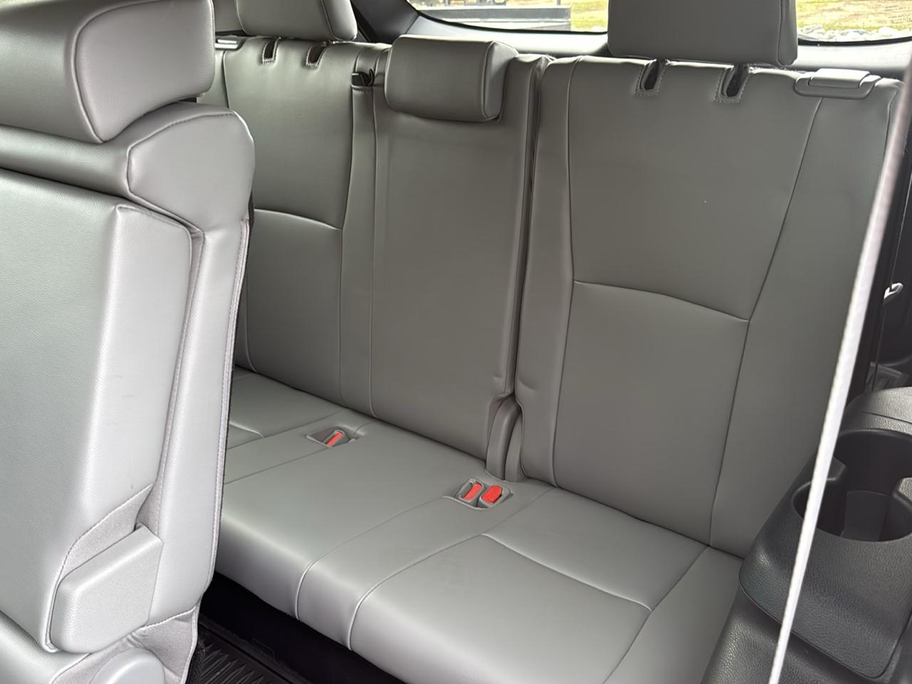 Toyota Highlander XLE 4D SUV AWD 2022