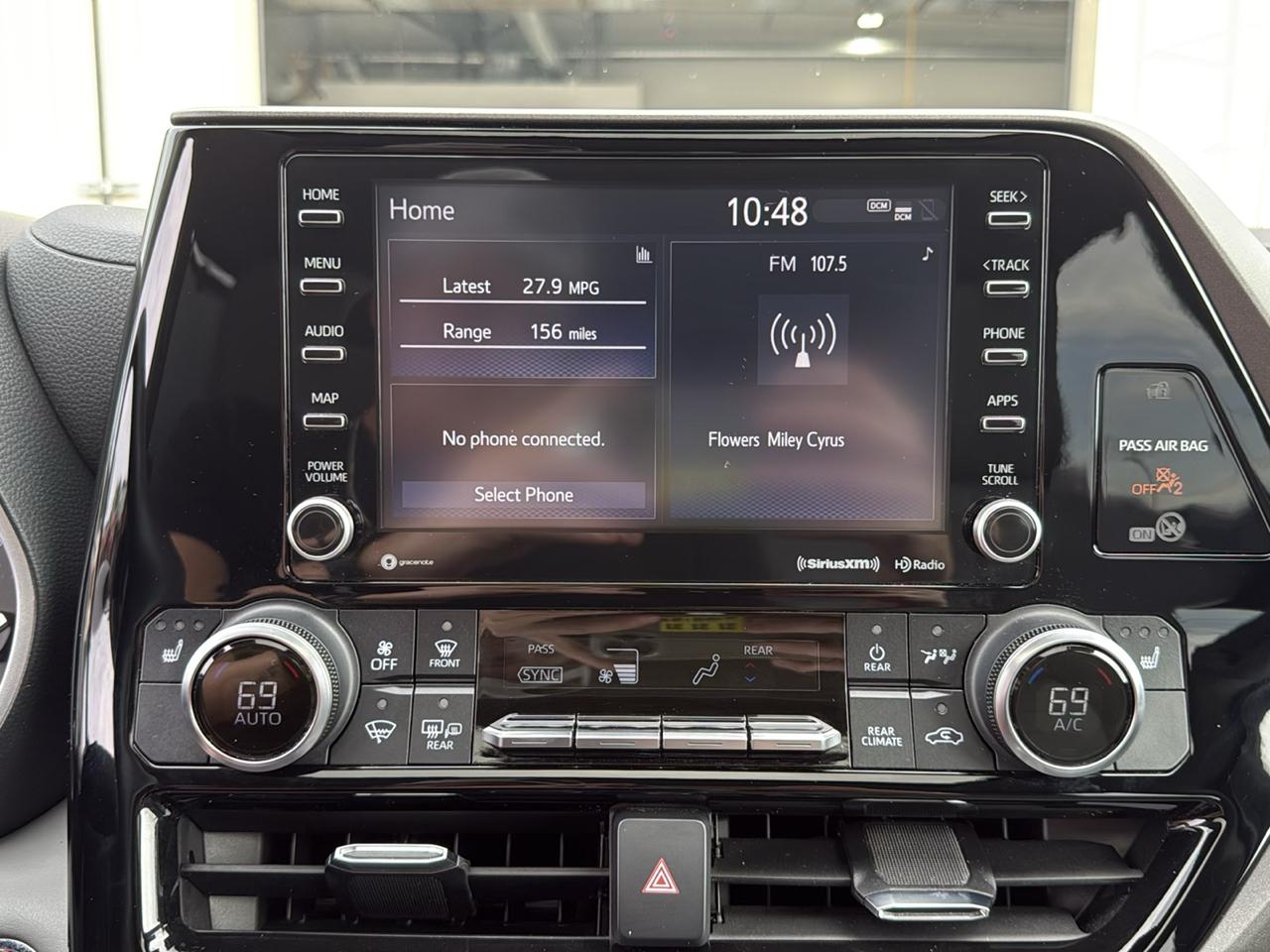 Toyota Highlander XLE 4D SUV AWD 2022
