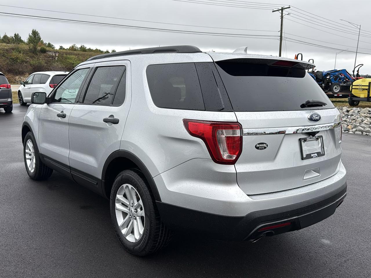 Ford Explorer Base 4D SUV 4WD 2017