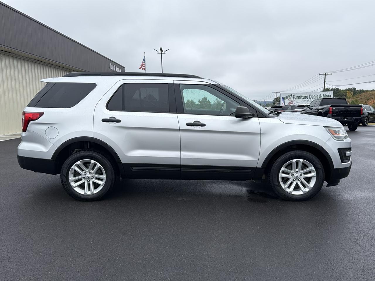 Ford Explorer Base 4D SUV 4WD 2017