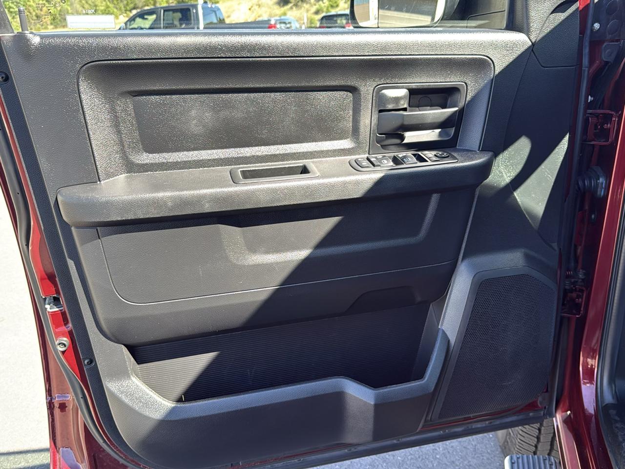 RAM 2500 Tradesman Crew Cab 4WD 2017