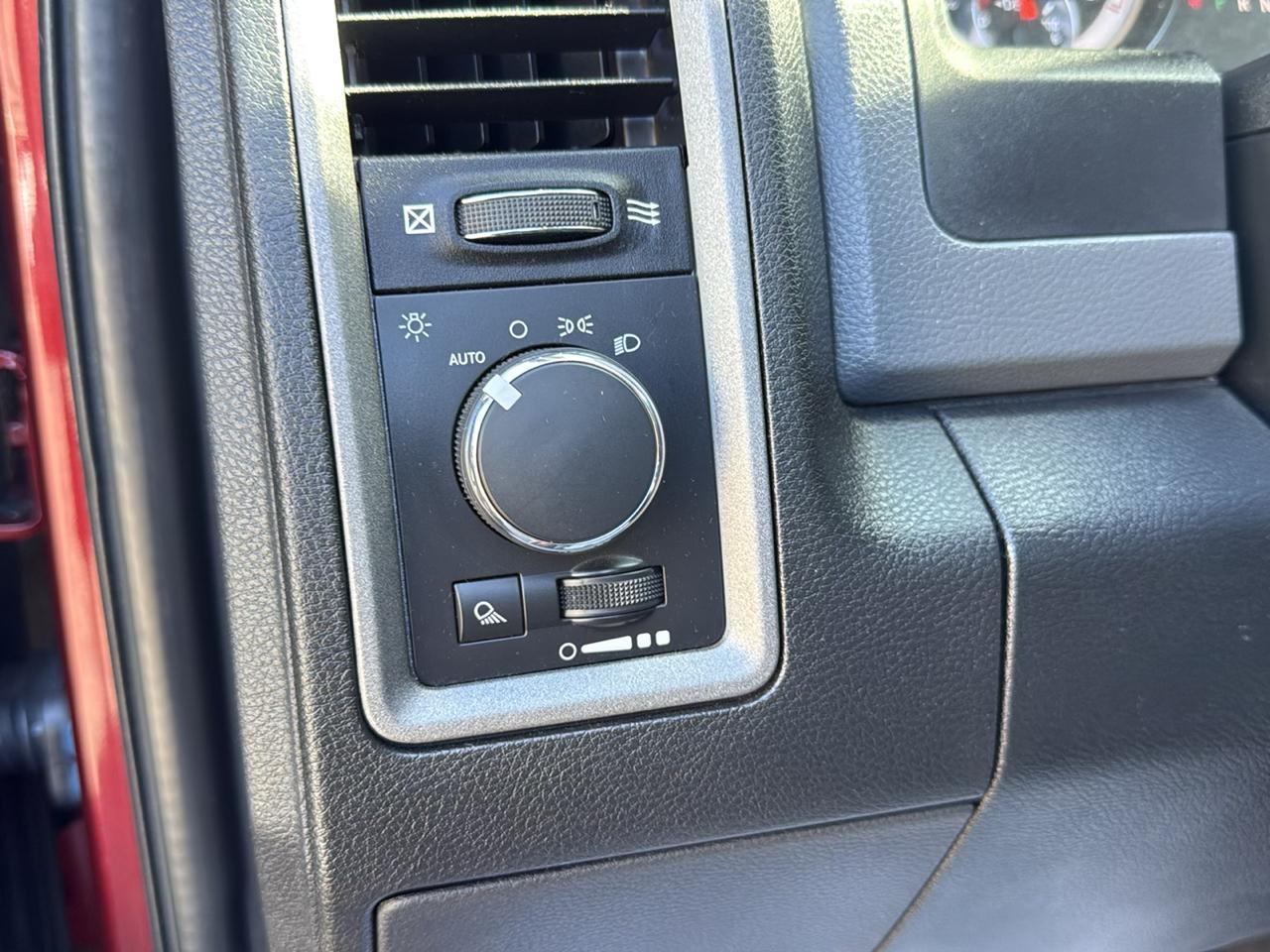 RAM 2500 Tradesman Crew Cab 4WD 2017