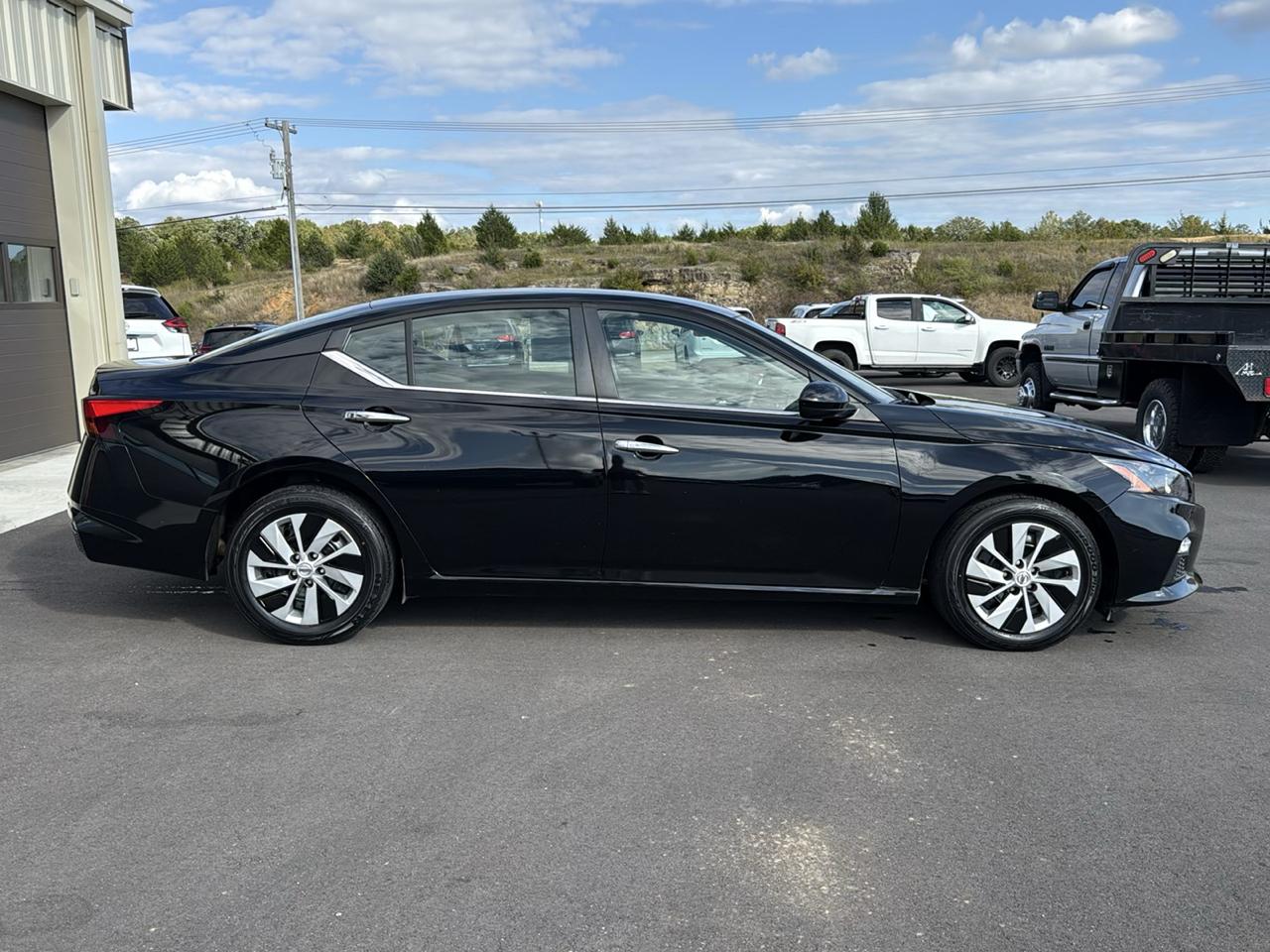 Nissan Altima S 4D Sedan 2.5 2022