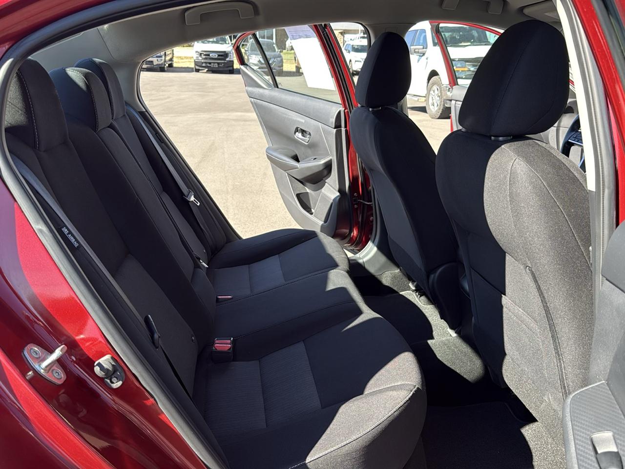 Nissan Sentra SV 4D Sedan 2022
