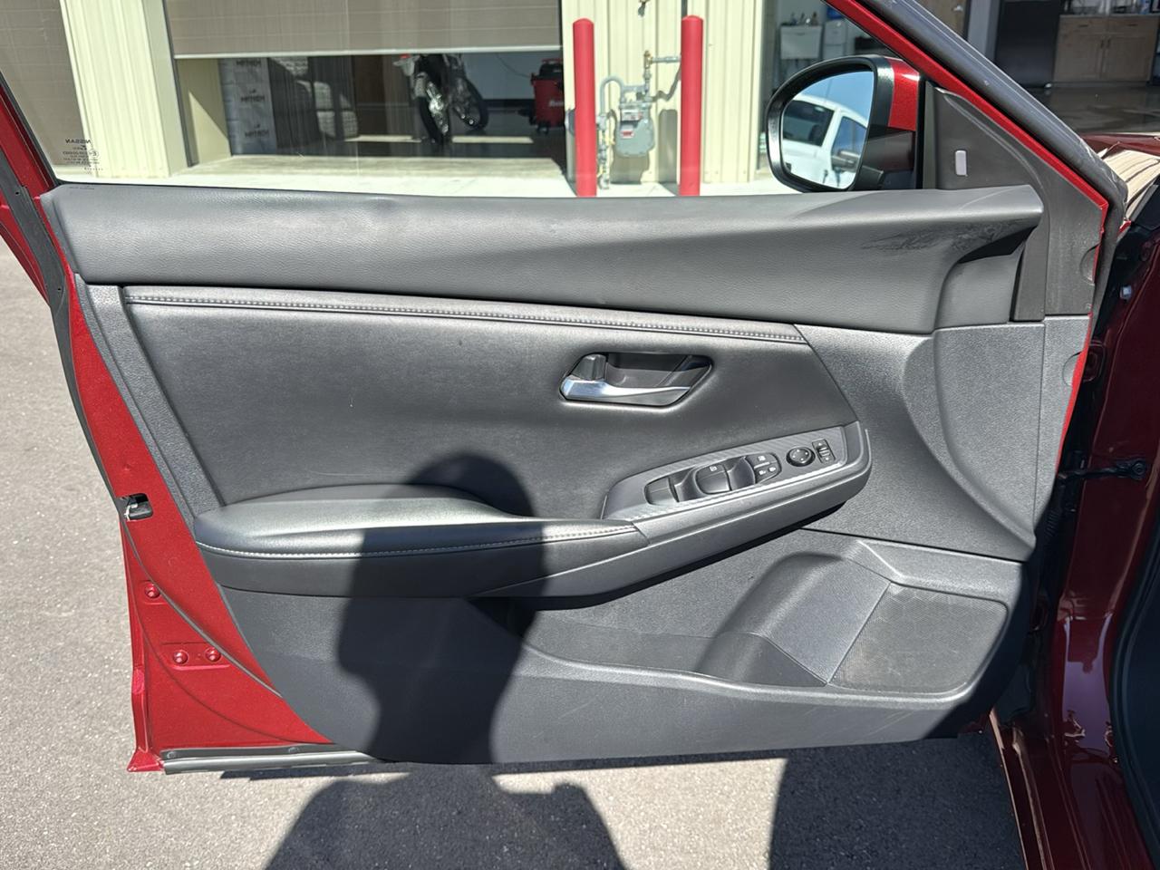 Nissan Sentra SV 4D Sedan 2022