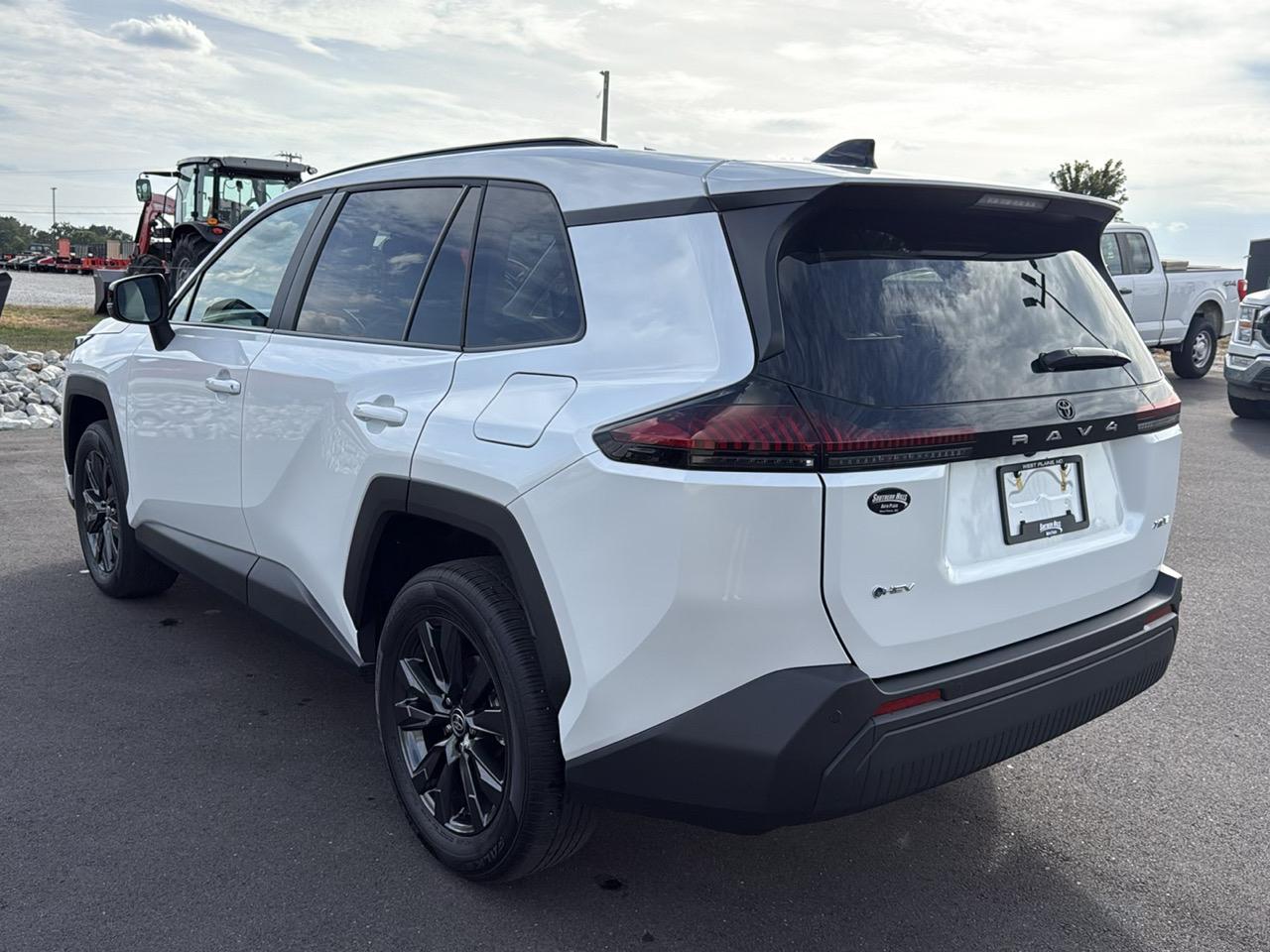 Toyota RAV4 Hybrid LE 4D SUV FWD 2026