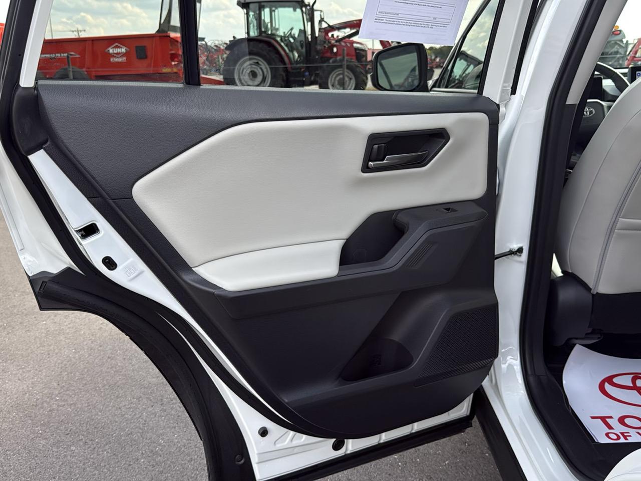 Toyota RAV4 Hybrid LE 4D SUV FWD 2026