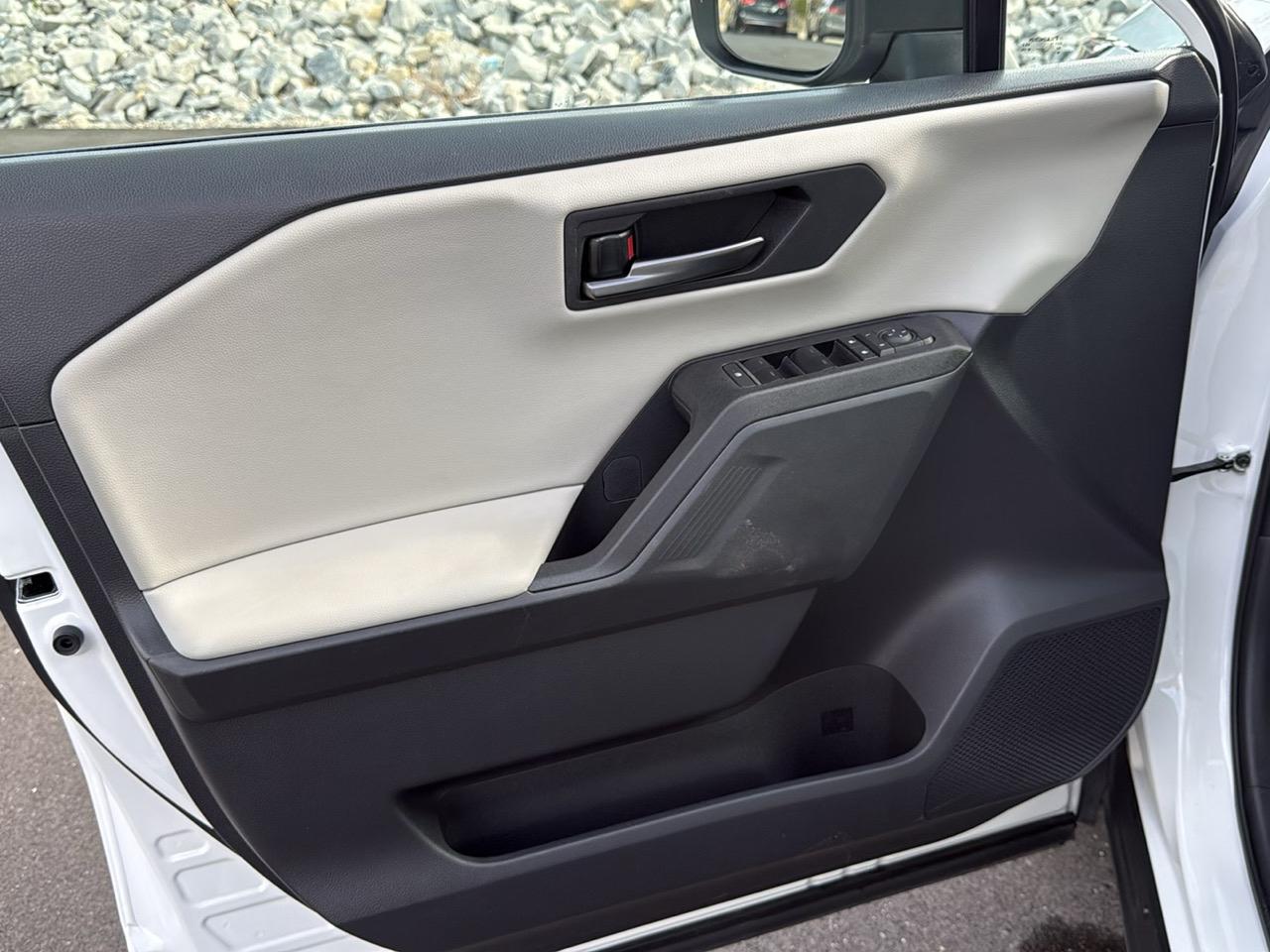 Toyota RAV4 Hybrid LE 4D SUV FWD 2026
